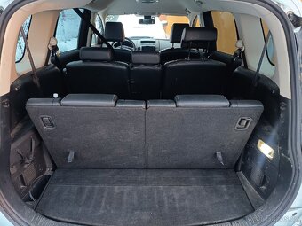 Mazda 5 GTA NAVI ,7 míst - 9