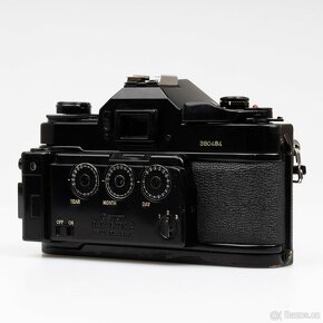 Canon A-1 se dvěma objektivy a příslušenstvím - 9
