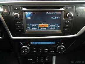 Toyota Auris 2.0D-4D SERVIS - ORIG.KM - 9