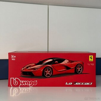 Ferrari LaFerrari Bburago Signature 1:18 - 9