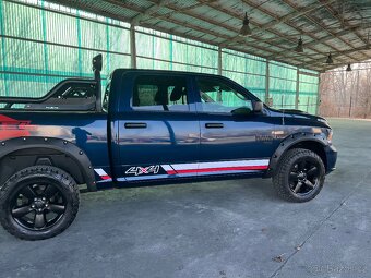 DODGE RAM REBEL - 9