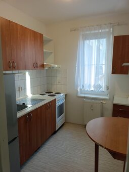 Prodej bytu 1+1, 30,9 m², balkon, kóje, Olomouc-Hodolany - 9