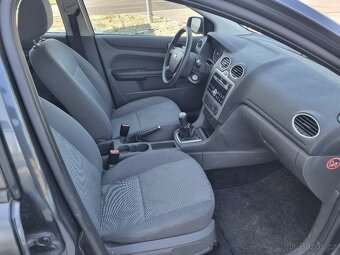 Ford Focus II 1.6 benzin, 74 kW, 2006, platná STK - 9