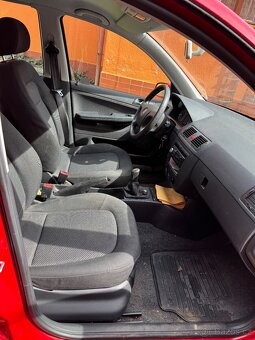 Fabia I 1.2HTP 47kW - nájezd 98.000km - 9