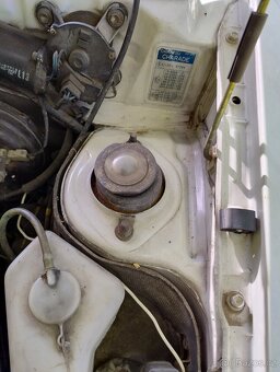 Daihatsu Charade 1.O TD - 9