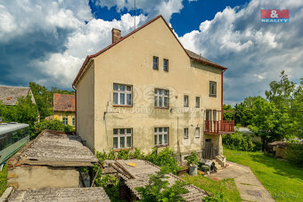 Prodej rodinného domu, 250 m², Chlumec, ul. Stradovská - 9