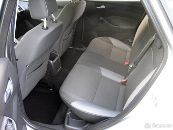 Ford Focus. Kombi 1,6 16V.  Ti-VCT. 77 kW. Servisní kniha - 9