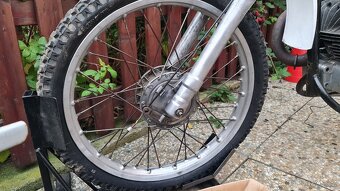 CZ ENDURO 175/992, 250/988 - 9