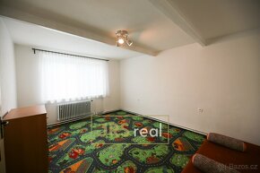 Prodej rodinného domu 5+1 s pozemkem 294 m2 v Šitbořicích - 9