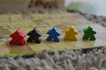 Spoločenská hra CARCASSONNE - 9