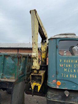 Praga V3S valník s hydraulickou rukou - 9