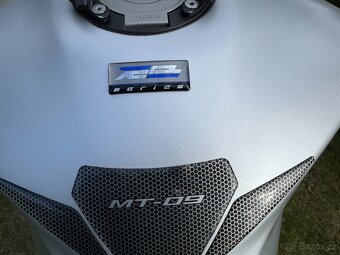 YAMAHA MT 09 2/2016 KOUPENA NOVÁ V ČR PO SERVISE - 9