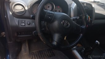 Toyota Rav 4 11/2004 2.0 vvti 4x4 tažné - 9