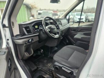 Ford Transit 2.0 TDCI 96 KW 6 míst 8/2020 - 9
