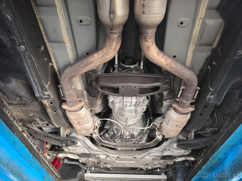 Prodám Nissan 370Z 241kW r.v. 2011, cabrio, manual. - 9