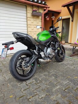 Kawasaki Z650 - 9