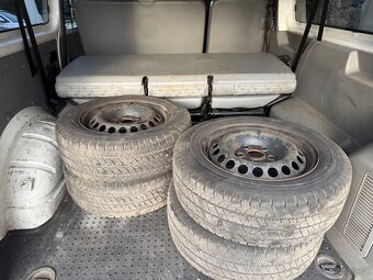 Volkswagen Transporter T5 2.0tdi 103kw 9mist - 9