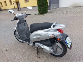 2005 KYMCO PEOPLE 125 ccm, nová STK, velký servis - 9
