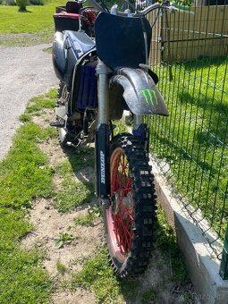 Yamaha yzf 250 nepojízdná - 9