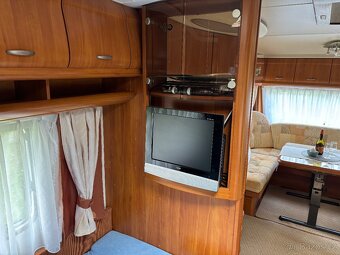 Obytný karavan Hobby Excellent 560 WLU - 9