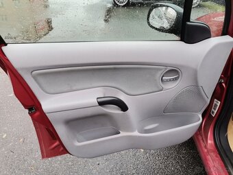 Citroën C3 1.4i 54kw Automat Klima - 9