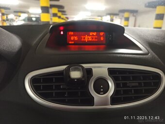 Renault Clio lll - 9