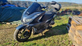 Honda PCX 2023 - 9