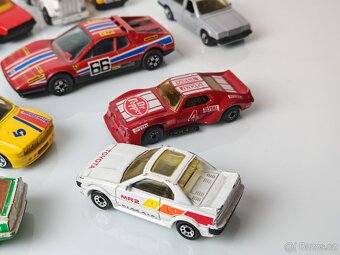 Autíčka Matchbox a jiné - 9