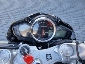 Suzuki Inazuma 250 - 9