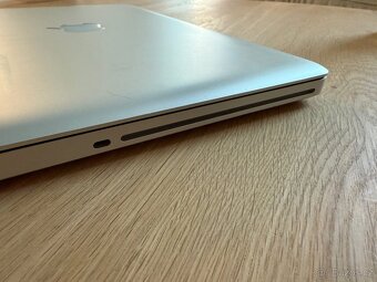 Apple MacBook Pro 13,3", model A1278, 1TB - 9