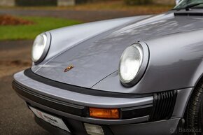 Porsche 911 Carrera 3.2 - 9