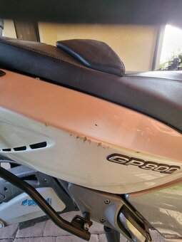 Gilera Gp800 - 9