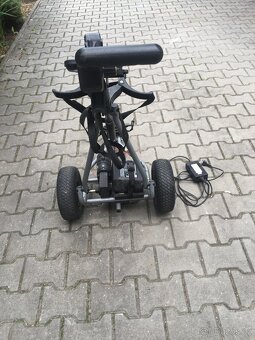 Elektrický vozík na golf Powakaddy - 9