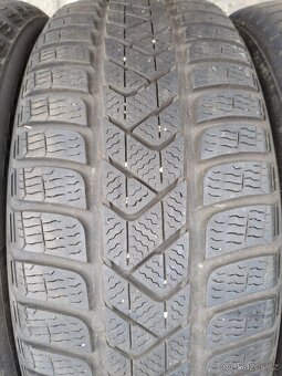 215/55/17 zimni pneu PIRELLI CONTI 215/55 R17 - 9