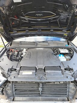 Audi Q7 3.0tfsi - 9