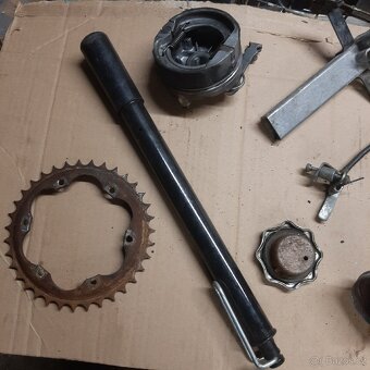 Babetta 210,207:;:;;;:; - 9