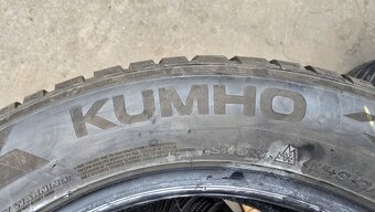 Zimní pneu 235/55/17 Kumho - 9