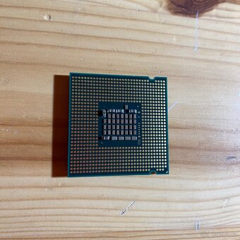 Predám procesory – Intel (mix kusov) - 9