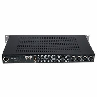 Universal Audio Apollo x8 - 9