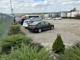 Stavební komerční pozemek 3000m2, novostavba haly u Brna D1 - 9