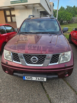 NISSAN NAVARA - 9