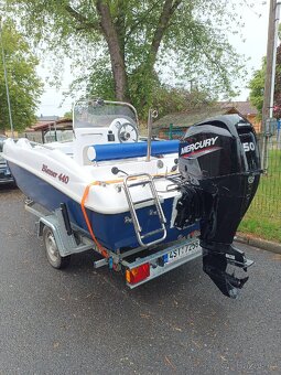 Motorový člun - 9