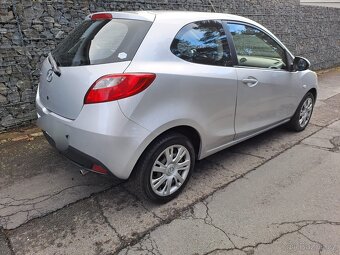 Mazda 2 - 9