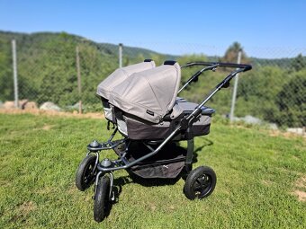 Kočárek pro dvojčata /sourozenecký TFK Duo Combi
- 9