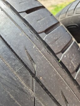 255/55 ZR18 109Y XL Nokian zLine SUV // 5-6mm // 2ks - 9