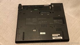 IBM ThinkPad R60 by Lenovo notebook - 9