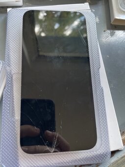 Displeje pro iPhony - 9