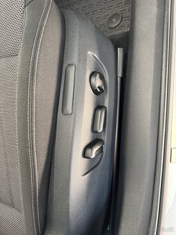 Škoda Superb 3 2.0 TDI 110kW DSG Navi Virtual ACC Matrix DAB - 9