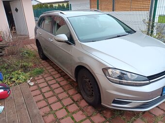 Volkswagen Golf, 1.0 TSI 81 KW, 2018, 94 tis. - 9