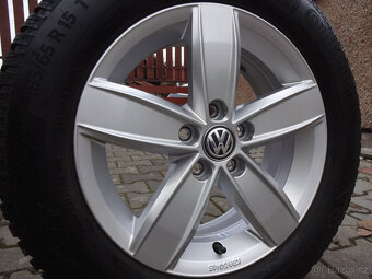 ZIMNÍ ORIGINÁL VW 15" 5x100 pneu 185/65R15 Continental - 9